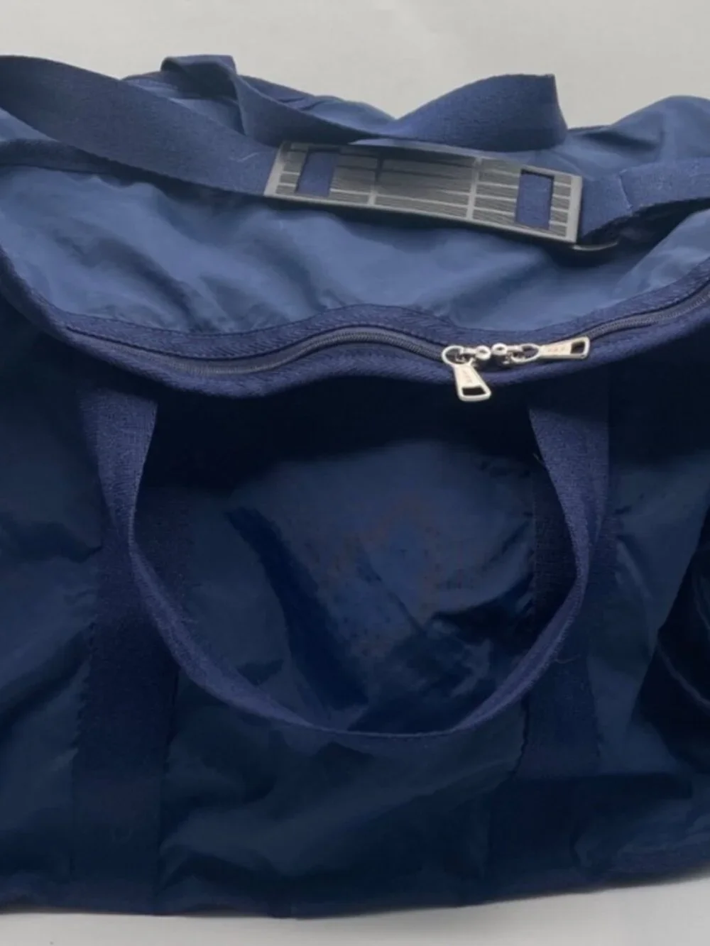 LeSportsac Large Weekender Duffle Bag Navy Blue Lightweight Shoulder Strap
